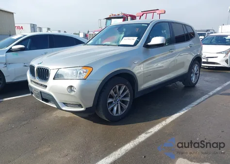 2014 BMW X3 xDrive28I z USA, uszkodzony, nr VIN 5UXWX9C53E0D10928